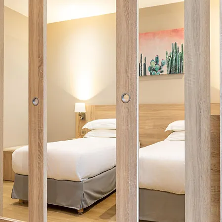 酒店 巴黎凡尔赛宫伊西酒店 3*