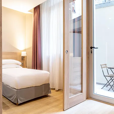 巴黎凡尔赛宫伊西酒店 3* 伊西莱穆利诺