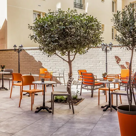 Paris D'issy Porte De Versailles