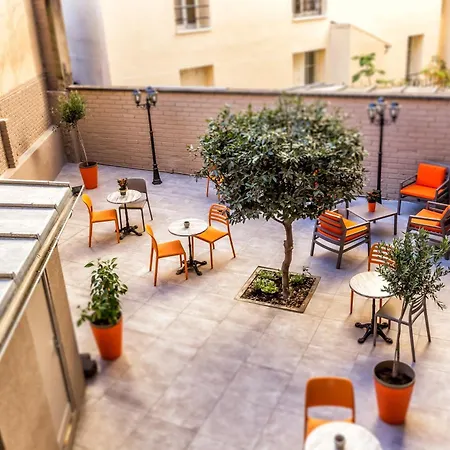 巴黎凡尔赛宫伊西酒店 伊西莱穆利诺