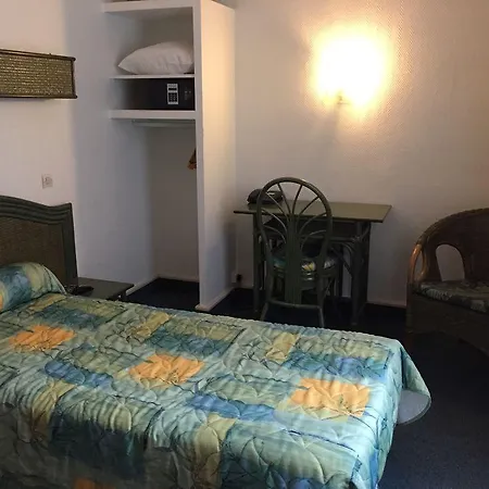 Paris D'issy Porte De Versailles 3* Issy-les-Moulineaux