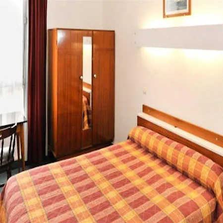 Paris D'issy Porte De Versailles Hotel Issy-les-Moulineaux