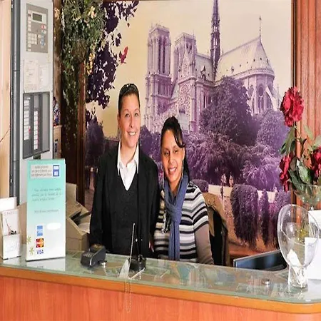 Paris D'issy Porte De Versailles Hotel Issy-les-Moulineaux