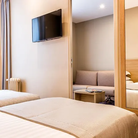 Paris D'issy Porte De Versailles Hotel 3*
